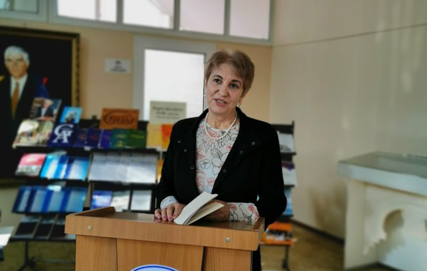 Istorie, politică și mass-media în societățile post-sovietice și în lume